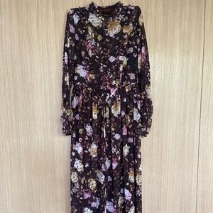 Gorgeous Floral Fall Dress- Gal Meets Glam